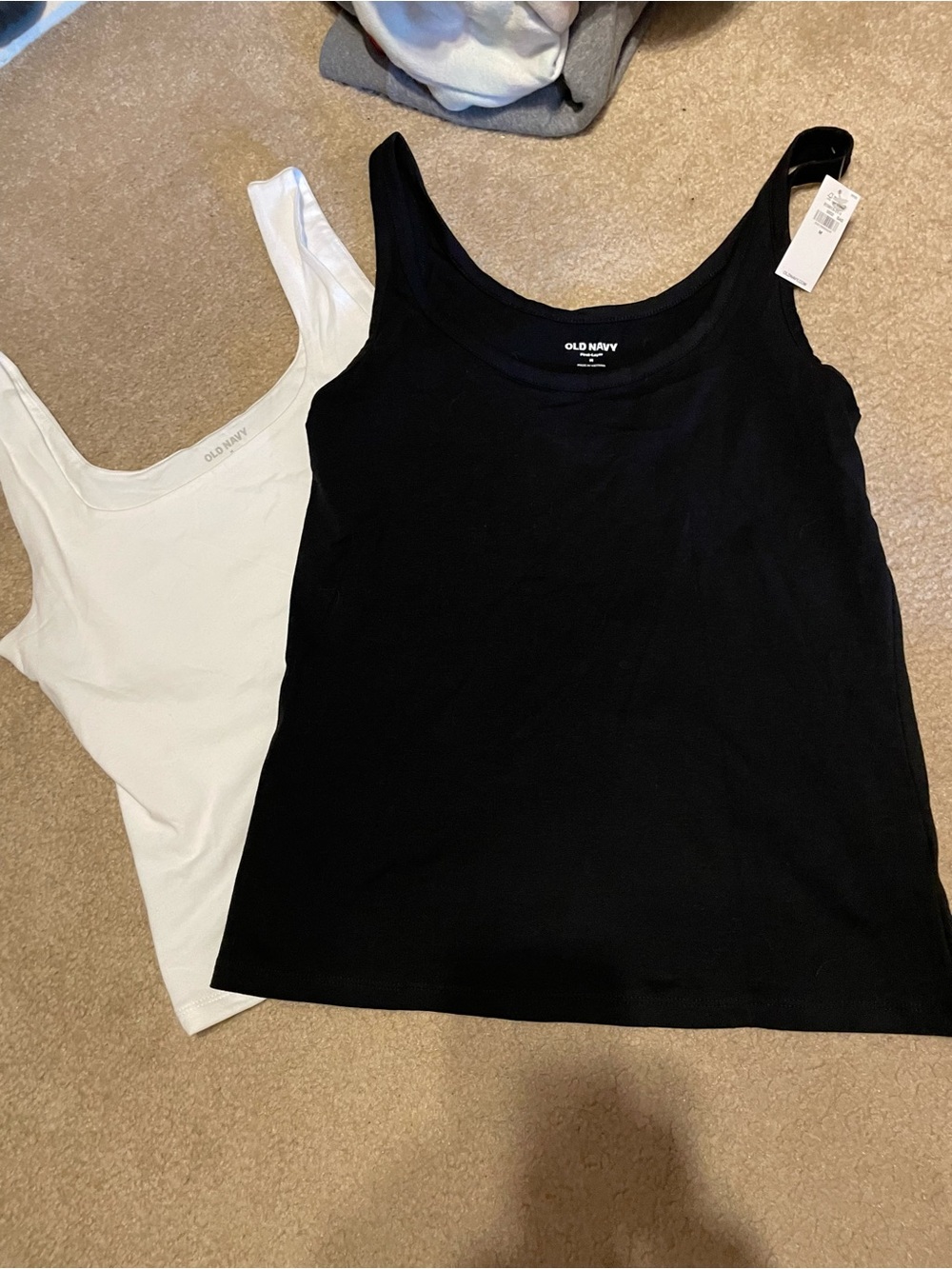 Old Navy Black & White Scoop Neck Tank Tops - Pair